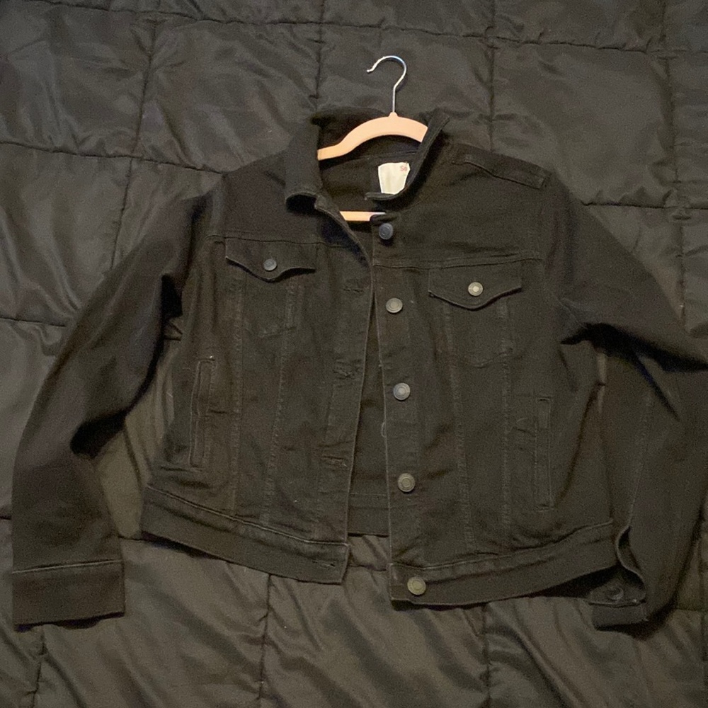 black womens jean jacket